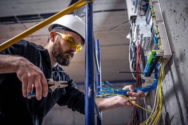 Best Industrial Electrical Services  in Grove City, FL